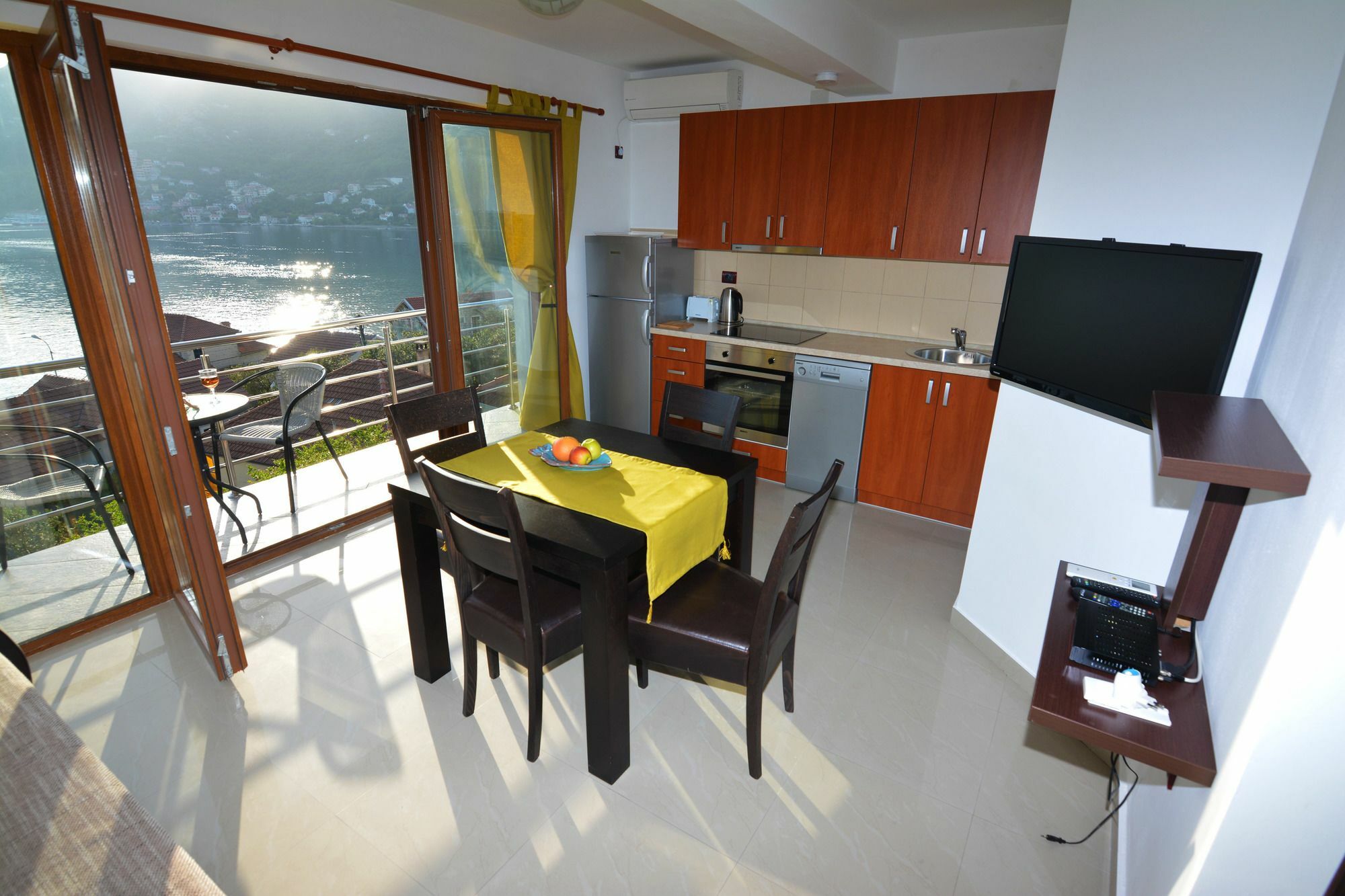 Tale House Montenegro Tivat Luaran gambar